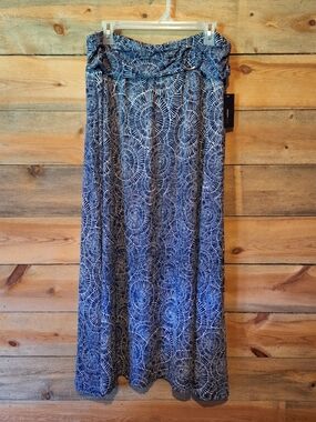 Robert Louis Navy and White Radial Pattern Maxi Skirt